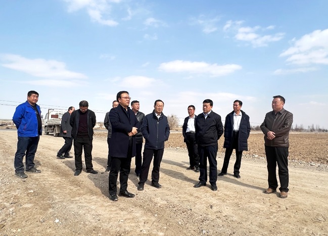 振興種業(yè)在行動,敦煌種業(yè)牽手奧凱種機、大禹節(jié)水現(xiàn)場對接推進千畝智慧種業(yè)示范園區(qū)建設項目